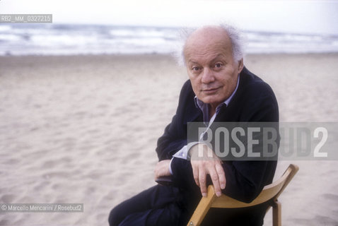 Venice Lido, Venice Film Festival, about 1985. Documentary filmmaker Frédéric Rossif / Lido di Venezia, Mostra del Cinema di Venezia, 1985 circa, Il documentarista Frederic Rossif - ©Marcello Mencarini/Rosebud2