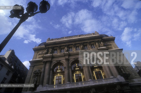 Paris, Theatre des Italiens, where the opera Viaggio a Reims by Gioacchino Rossini was performed for the first time on June 19, 1825 / Parigi, Teatro des Italiens dove il 19 giugno del 1825 si rappresentò per la prima volta Viaggio a Reims di Gioacchino Rossini - ©Marcello Mencarini/Rosebud2