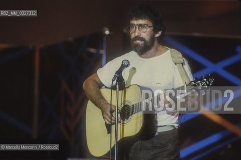 Italian singer and songwriter Stefano Rosso (about 1985) / Il cantautore Stefano Rosso (1985 circa) - ©Marcello Mencarini/Rosebud2