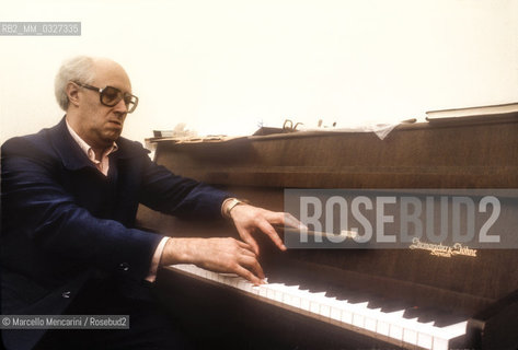 Russian conductor and cellist Mstislav Rostropovich (about 1980) / Il violoncellista e direttore dorchestra Mstislav Rostropovich (1980 circa) - ©Marcello Mencarini/Rosebud2