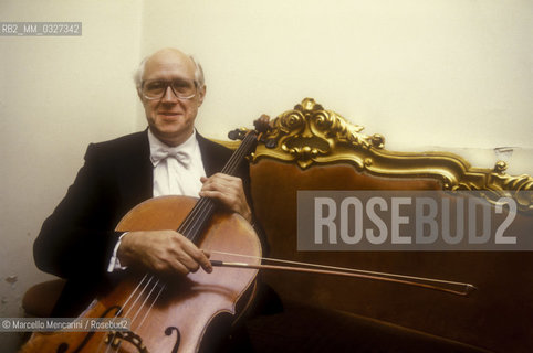 Venice, 1984.  Russian conductor and cellist Mstislav Rostropovich / Venezia, 1984. Il violoncellista e direttore dorchestra Mstislav Rostropovich - ©Marcello Mencarini/Rosebud2