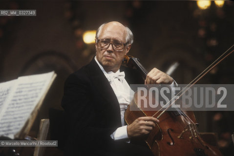 Venice, La Fenice Theater, 1984.  Russian conductor and cellist Mstislav Rostropovich playing the cello / Venezia, Teatro La Fenice, 1984. Il violoncellista e direttore dorchestra Mstislav Rostropovich mentre suona il violoncello - ©Marcello Mencarini/Rosebud2