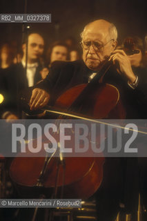 Rome, 1999. Cellist and conductor Mstislav Rostropovich performing / Roma, 1999. Il violoncellista e direttore dorchestra Mstislav Rostropovich in concerto - ©Marcello Mencarini/Rosebud2