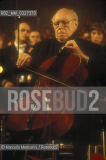 Rome, 1999. Cellist and conductor Mstislav Rostropovich performing / Roma, 1999. Il violoncellista e direttore dorchestra Mstislav Rostropovich in concerto - ©Marcello Mencarini/Rosebud2