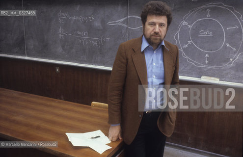 Rome, La Sapienza University, 1981. Italian physicist Remo Ruffini / Roma, Università La Sapienza, 1981. Il fisico Remo Ruffini - ©Marcello Mencarini/Rosebud2