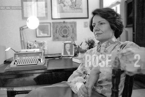 Rome, 1980. Italian writer Francesca Sanvitale in her house / Roma, 1980. La scrittrice Francesca Sanvitale nella sua casa - ©Marcello Mencarini/Rosebud2