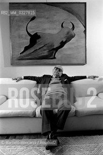 Milan, 1982. Italian artist Aligi Sassu in his house / Milano, 1982. Lartista Aligi Sassu nella sua casa - ©Marcello Mencarini/Rosebud2