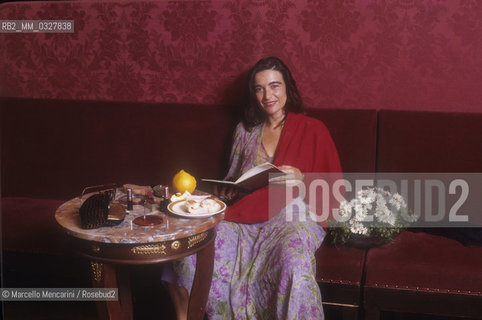 Rome, Caffè Greco, about 1985. Italian actress Lina Sastri / Roma, Caffè Greco, 1985 circa. Lattrice Lina Sastri - ©Marcello Mencarini/Rosebud2