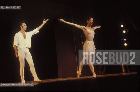 ballet dancers Daniel Lommel and Luciana Savignano performing (about 1980) / I ballerini Daniel Lommel e Luciana Savignano durante un balletto (1980 circa) - ©Marcello Mencarini/Rosebud2