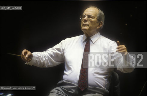 Rome, 1995. German conductor Wolfgang Sawallisch performing a rehearsal / Roma, 1995. Il direttore dorchestra Wolfgang Sawallisch durante una prova - ©Marcello Mencarini/Rosebud2