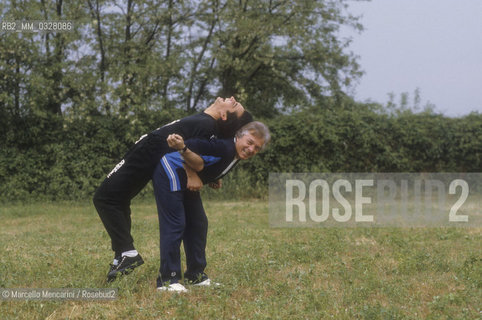 Italian pop singer Giovanni Scialpi and song lyricist Franco Migliacci, 1986 / Il cantante Scialpi con il paroliere Franco Migliacci, 1986 - ©Marcello Mencarini/Rosebud2