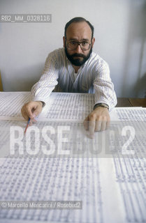 Città di Castello (Perugia), 1989. Italian composer Salvatore Sciarrino in his home / Città di Castello (Perugia), 1989. Il compositore Salvatore Sciarrino nella sua casa - ©Marcello Mencarini/Rosebud2