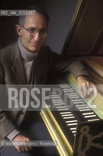 Italian conductor Claudio Scimone (1989)  / Il direttore dorchestra Claudio Scimone (1989) - ©Marcello Mencarini/Rosebud2