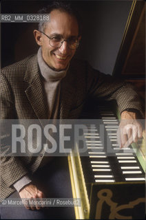 Italian conductor Claudio Scimone (1989)  / Il direttore dorchestra Claudio Scimone (1989) - ©Marcello Mencarini/Rosebud2