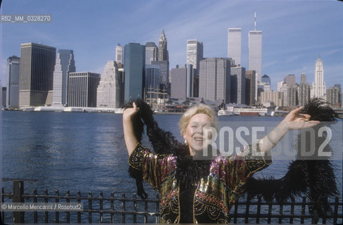 Italian soprano Renata Scotto in New York City (1989) / Il soprano Renata Scotto a New York (1989) - ©Marcello Mencarini/Rosebud2