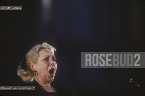 Italian soprano Renata Scotto performing in a recital  (1989) / Il soprano Renata Scotto durante un recital - ©Marcello Mencarini/Rosebud2