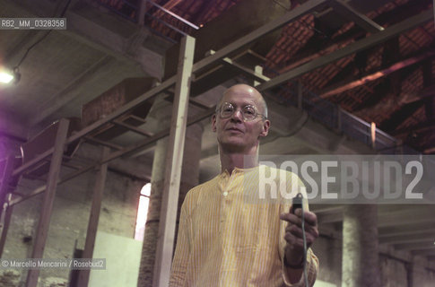 Venice Art Biennale 1997. Self-portrait by Wolfgang Laib / Biennale Arte di Venezia 1997. Autoritratto di Wolfgang Laib - ©Marcello Mencarini/Rosebud2