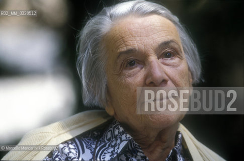 Russian-French writer Nathalie Sarraute (about 1990) / La scrittrice  Nathalie Sarraute (1990 circa) - ©Marcello Mencarini/Rosebud2