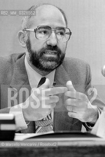 Italian sociologist Giovanni Battista Sgritta (about 1980) /  Il sociologo Giovanni Sgritta (1980 circa) - ©Marcello Mencarini/Rosebud2