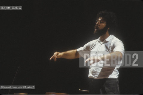 Italian conductor Giuseppe Sinopoli during a rehearsal (1983) / Il direttore dorchestra Giuseppe Sinopoli durante una prova (1983) - ©Marcello Mencarini/Rosebud2