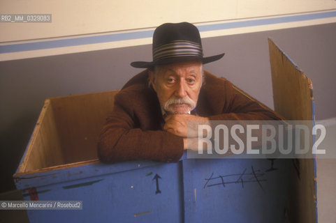 Milan, 1999. Italian designer Ettore Sottsass / Milano, 1999. Il designer Ettore Sottsass - ©Marcello Mencarini/Rosebud2