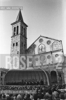 Spoleto, Festival of Two Worlds about 1983. Concert in Cathedral Square / Spoleto, Festival dei due mondi 1983 circa. Concerto in piazza Duomo - ©Marcello Mencarini/Rosebud2