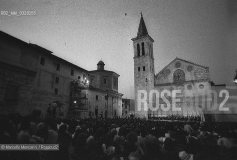 Spoleto, Festival of Two Worlds about 1983. Concert in Cathedral Square / Spoleto, Festival dei due mondi 1983 circa. Concerto in piazza Duomo - ©Marcello Mencarini/Rosebud2