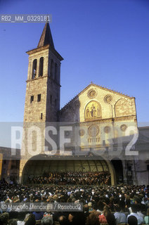 Spoleto, Festival of Two Worlds about 1983. Concert in Cathedral Square / Spoleto, Festival dei due mondi 1983 circa. Concerto in piazza Duomo - ©Marcello Mencarini/Rosebud2