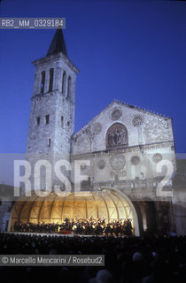 Spoleto, Festival of Two Worlds about 1983. Concert in Cathedral Square / Spoleto, Festival dei due mondi 1983 circa. Concerto in piazza Duomo - ©Marcello Mencarini/Rosebud2