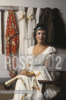 Rome, 1984. American soprano Olivia Stapp in her dressing room before performing as protagonist in Puccinis Tosca, directed by Gigi Proietti  / Roma, 1984. il soprano Olivia Stapp nel suo camerino prima di cantare come protagonista nellopera Tosca, diretta da Gigi Proietti - ©Marcello Mencarini/Rosebud2