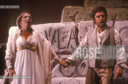 Rome, 1984. Soprano Olivia Stapp and tenor Nicola Martinucci performing as protagonists in Puccinis Tosca directed by Gigi Proietti  / Roma, 1984. Il soprano Olivia Stapp e il tenore Nicola Martinucci in Tosca diretta da Gigi Proietti - ©Marcello Mencarini/Rosebud2