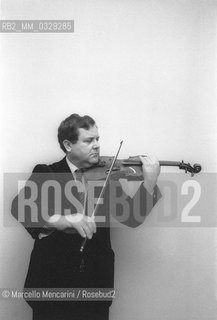 Italian violinist Angelo Stefanato (about 1980) / Il violinista Angelo Stefanato (1980 circa) - ©Marcello Mencarini/Rosebud2