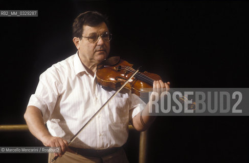 Rome, 1989. Italian violinist Angelo Stefanato during a rehearsal / Roma, 1989. Il violinista Angelo Stefanato durante una prova - ©Marcello Mencarini/Rosebud2