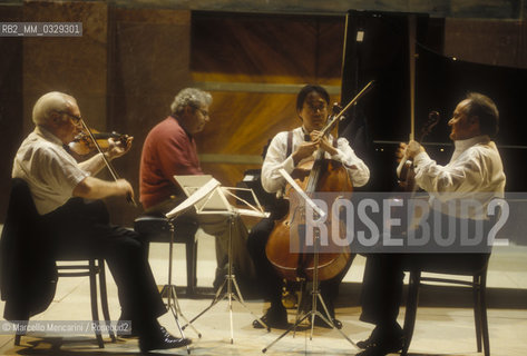 Rome, 1995. Violinist Isaac Stern, pianist Emanuel Ax, cellist Yo Yo Ma and viola player Jaime Eduardo laredo / Roma, 1995. Il violinista Isaac Stern, il pianista Emanuel Ax, il violoncellista Yo Yo Ma e il violista Jaime Eduardo laredo - ©Marcello Mencarini/Rosebud2