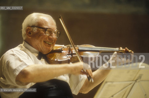 Rome, 1995. Violinist Isaac Stern / Roma, 1995. Il violinista Isaac Stern - ©Marcello Mencarini/Rosebud2