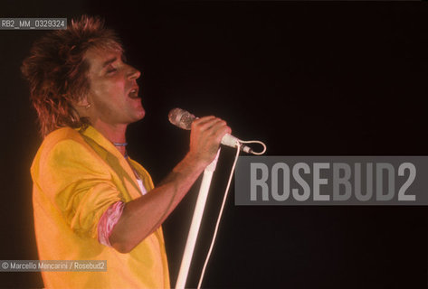 British singer-songwriter Rod Stewart performing (about 1990) / Il cantante Rod Stewart (about 1990) - ©Marcello Mencarini/Rosebud2