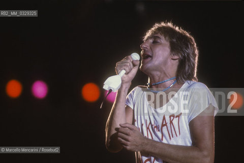 British singer-songwriter Rod Stewart performing (about 1990) / Il cantante Rod Stewart (about 1990) - ©Marcello Mencarini/Rosebud2