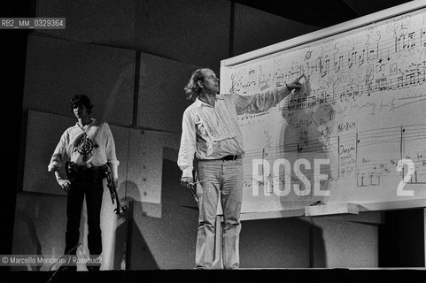 Rome, 1980. German composer Karlheinz Stockhausen and his son Markus during a workshop / Roma, 1980. Il compositore Karlheinz Stockhausen e suo figlio Markus durante una lezione - ©Marcello Mencarini/Rosebud2