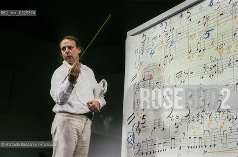 Rome, 1980. German composer Karlheinz Stockhausen during a workshop / Roma, 1980. Il compositore Karlheinz Stockhausen durante una lezione - ©Marcello Mencarini/Rosebud2