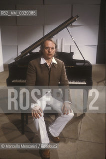 Rome, 1980. German composer Karlheinz Stockhausen during a workshop / Roma, 1980. Il compositore Karlheinz Stockhausen durante una lezione - ©Marcello Mencarini/Rosebud2