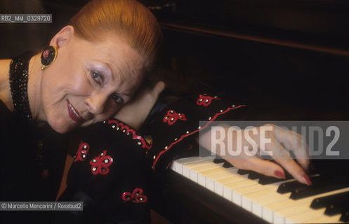 Milan, 1992. Italian soprano Renata Tebaldi in her house / Milano, 1992. Il soprano Renata Tebaldi nella sua casa - ©Marcello Mencarini/Rosebud2