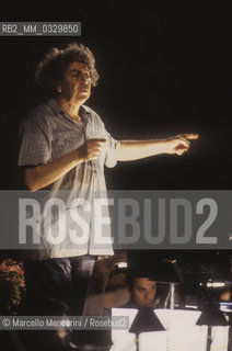 Rome, Baths of Caracalla, 1991. Greek composer Mikis Theodorakis performing a rehearsal / Roma, Terme di Caracalla, 1991. Il compositore greco Mikis Theodorakis dirige una prova - ©Marcello Mencarini/Rosebud2