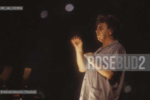 Rome, Baths of Caracalla, 1991. Greek composer Mikis Theodorakis performing a rehearsal / Roma, Terme di Caracalla, 1991. Il compositore greco Mikis Theodorakis dirige una prova - ©Marcello Mencarini/Rosebud2