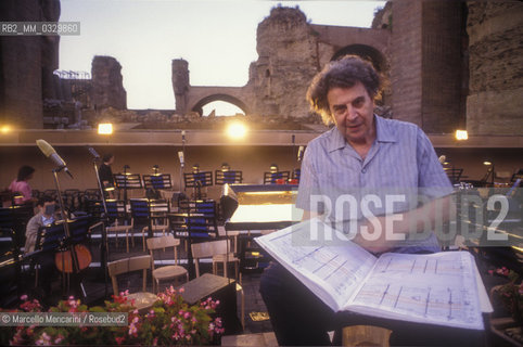 Rome, Baths of Caracalla, 1991. Greek composer Mikis Theodorakis during a rehearsal / Roma, Terme di Caracalla, 1991. Il compositore greco Mikis Theodorakis durante una prova - ©Marcello Mencarini/Rosebud2