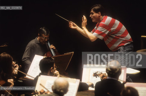 Rome, 1995. German conductor Christian Thielemann during a rehearsal / Roma, 1995. Il direttore dorchestra Christian Thielemann durante una prova - ©Marcello Mencarini/Rosebud2