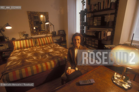 Milano 1998. Daria Tinelli Rocca, presidente della Fondazione del Teatro alla Scala, nella sua casa  / Milan 1998, President of La Scala Theater Foundation Daria Tinelli Rocca, in her house - ©Marcello Mencarini/Rosebud2