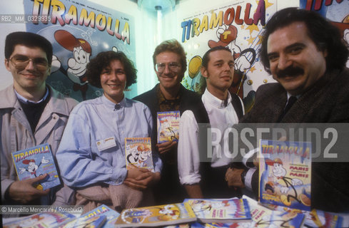 Lucca Comics 1991. Editorial staff of Tiramolla comic strip: Guglielmo Signora, Anna Fontana, Stefano Campolio, Alberto Savini, Dino Caterini / Salone del Fumetto di Lucca 1991. La redazione del giornale a fumetti Tiramolla: Guglielmo Signora, Anna Fontana, Stefano Campolio, Alberto Savini, Dino Caterini - ©Marcello Mencarini/Rosebud2