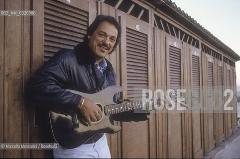 Sanremo Music festival 1990. Brazilian singer-songwriter Toquinho / Festival di Sanremo 1990. Il cantautore brasiliano Toquinho - ©Marcello Mencarini/Rosebud2