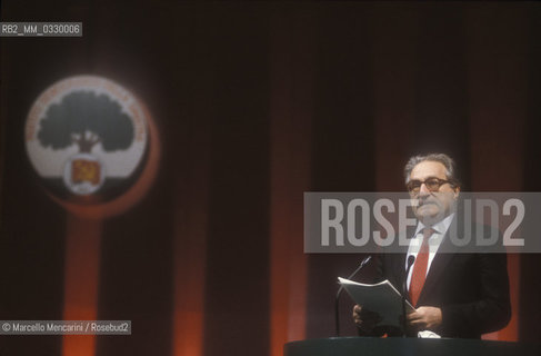 Italian politician Aldo Tortorella at the XXth Rimini congress in February 1991, when the Italian Communist Party changed its name to the Democratic Party of the Left (PDS) / Rimini, 1991. Il politico Aldo Tortorella al XX° Congresso del Partito Comunista Italiano, quando il PCI ha cambiato nome diventando Partito Democratico della Sinistra (PDS) - ©Marcello Mencarini/Rosebud2