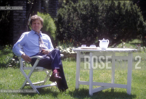 Busto Arsizio ( Milano). Italian violinist Uto Ughi in the garden of his house / Busto Arsizio (Milano). Il violinista Uto Ughi nel giardino della sua casa - ©Marcello Mencarini/Rosebud2